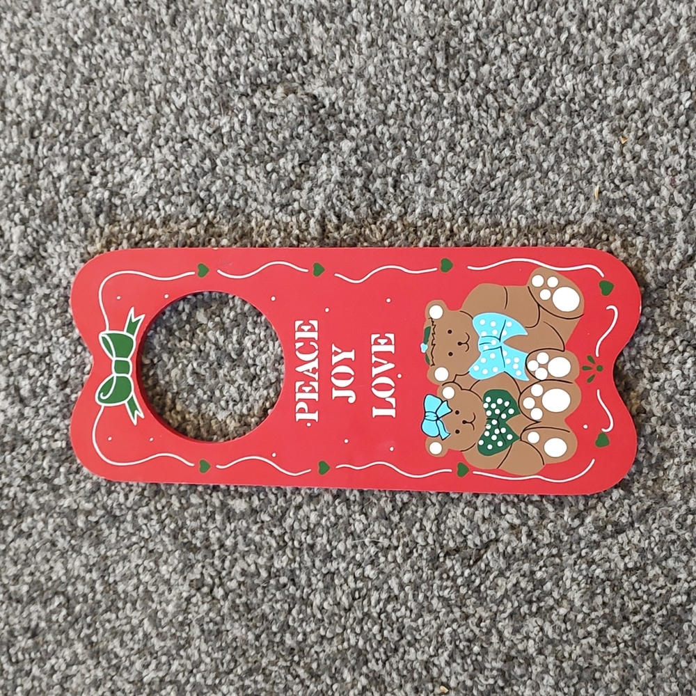 Door knob hanger